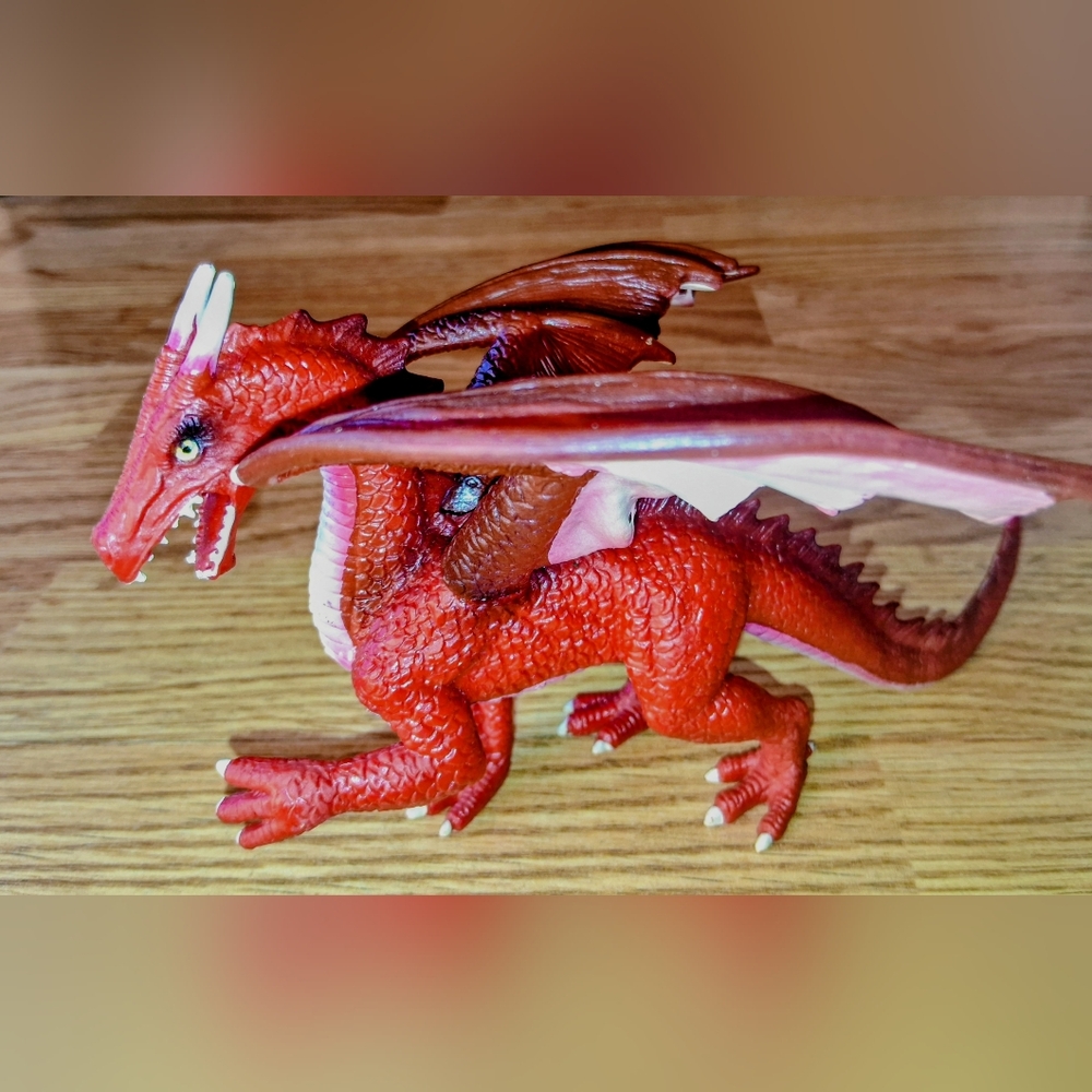 Red Dragon Action Figure, Fantasy, Nice Condition